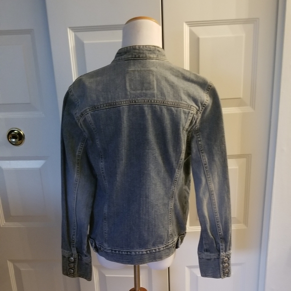 Jacket - Picture 2 of 3